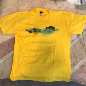 Oakley yellow T